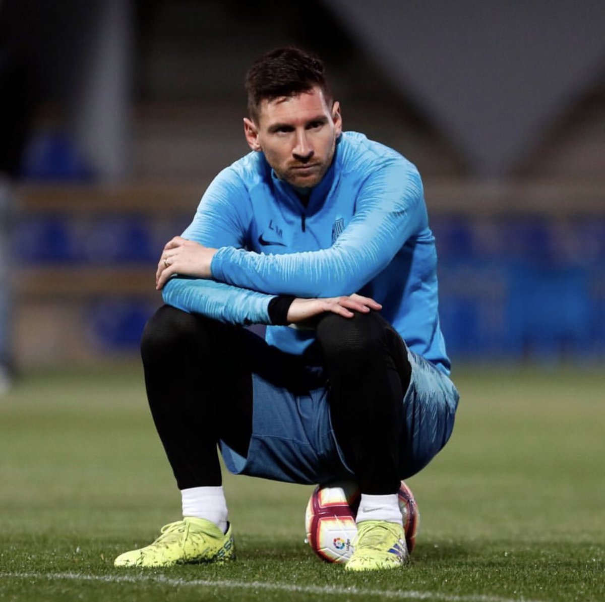 开云体育app-巴萨饮恨告别欧冠赛场，梅西状态惹人忧虑