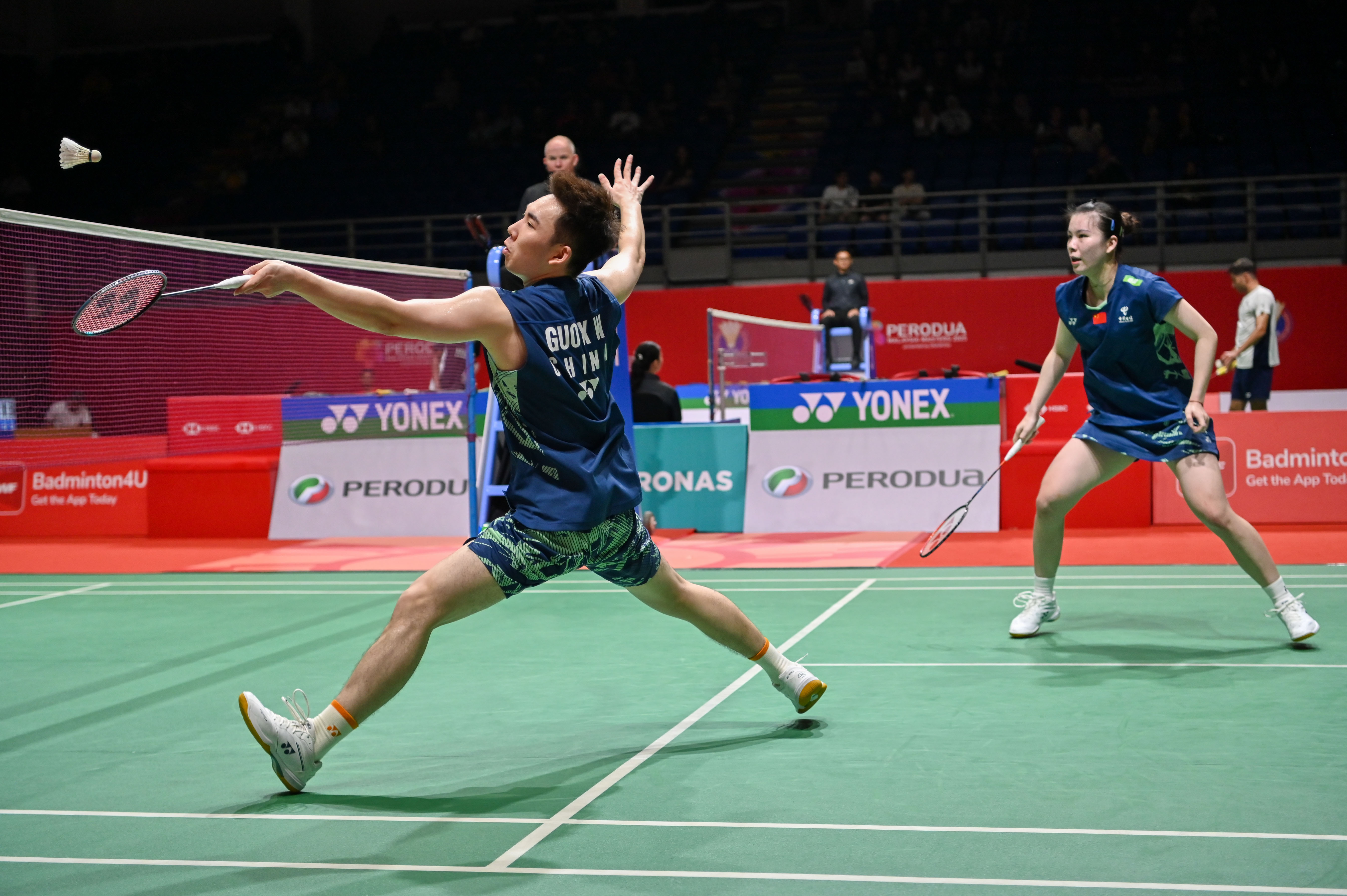 包含马来西亚羽毛球队鏖战中国羽毛球队，马琳打破历史纪录的词条