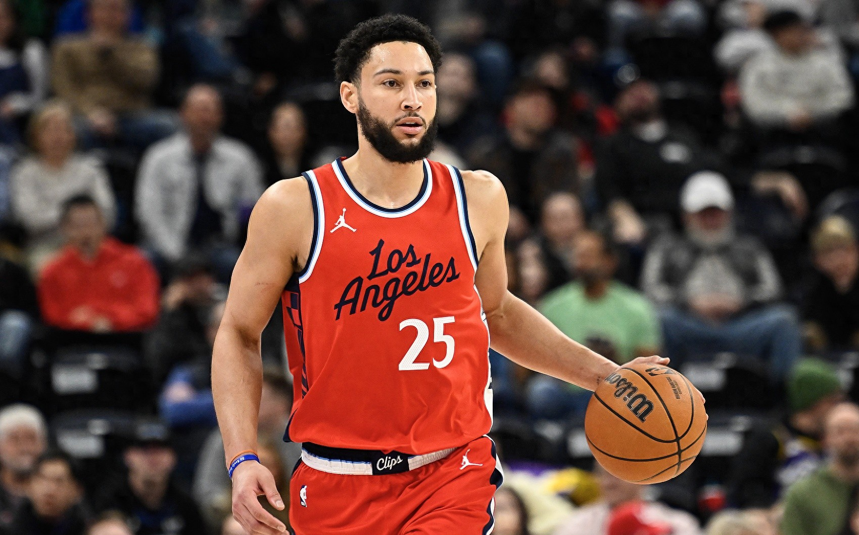 开云体育登录-快船主场力克76人,保持不败