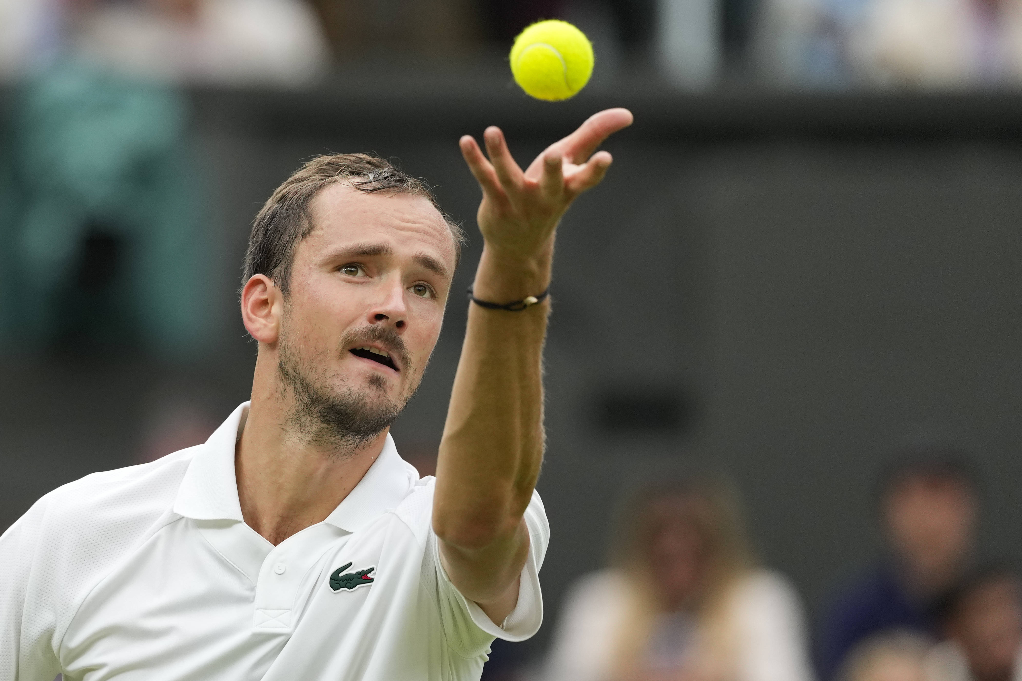 开云官网-法国网球队完胜西班牙网球队,梅德韦杰夫爆发神勇的简单介绍