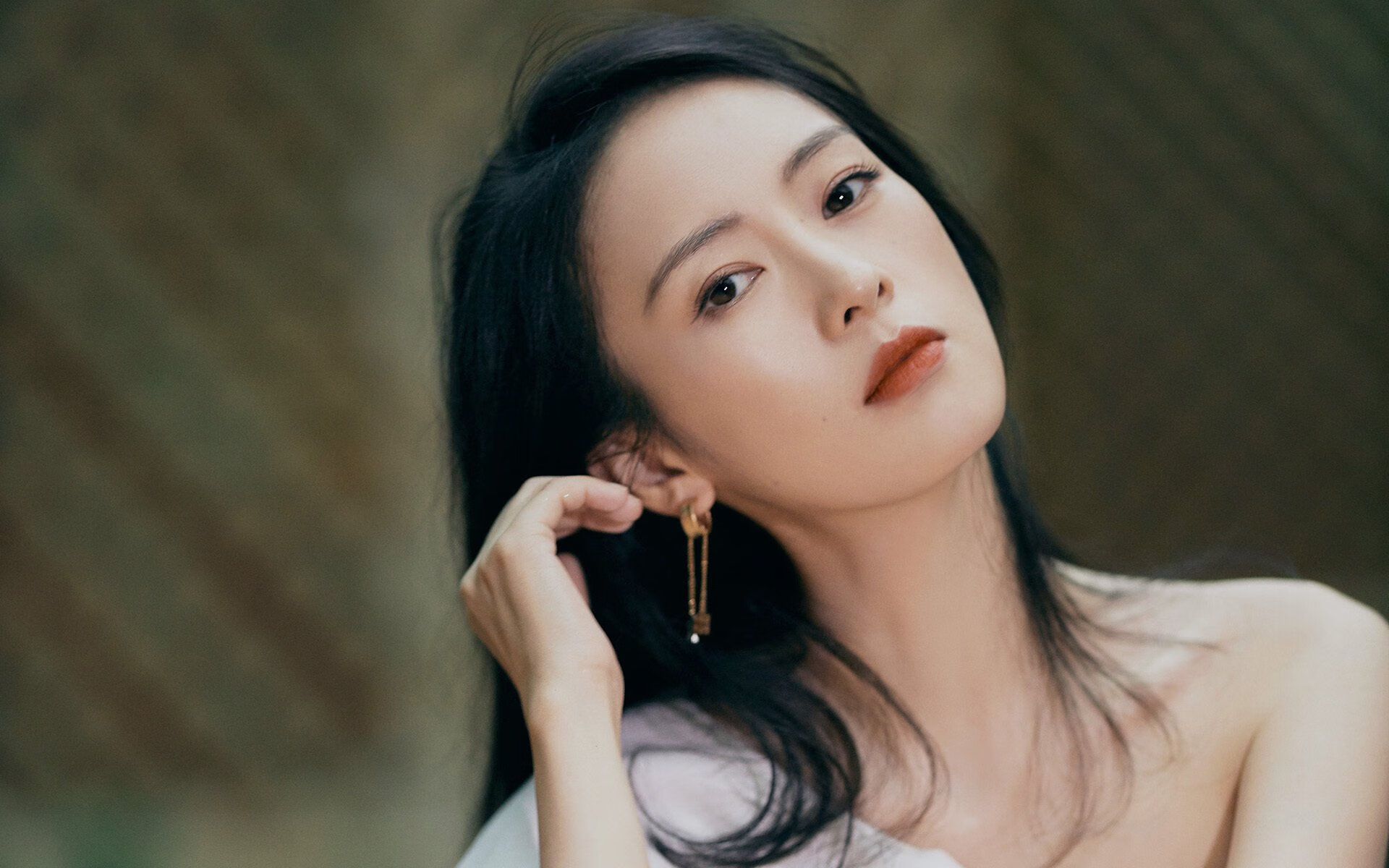 银黑传奇对决钢铁雄心，一场定义时代的年度焦点之战