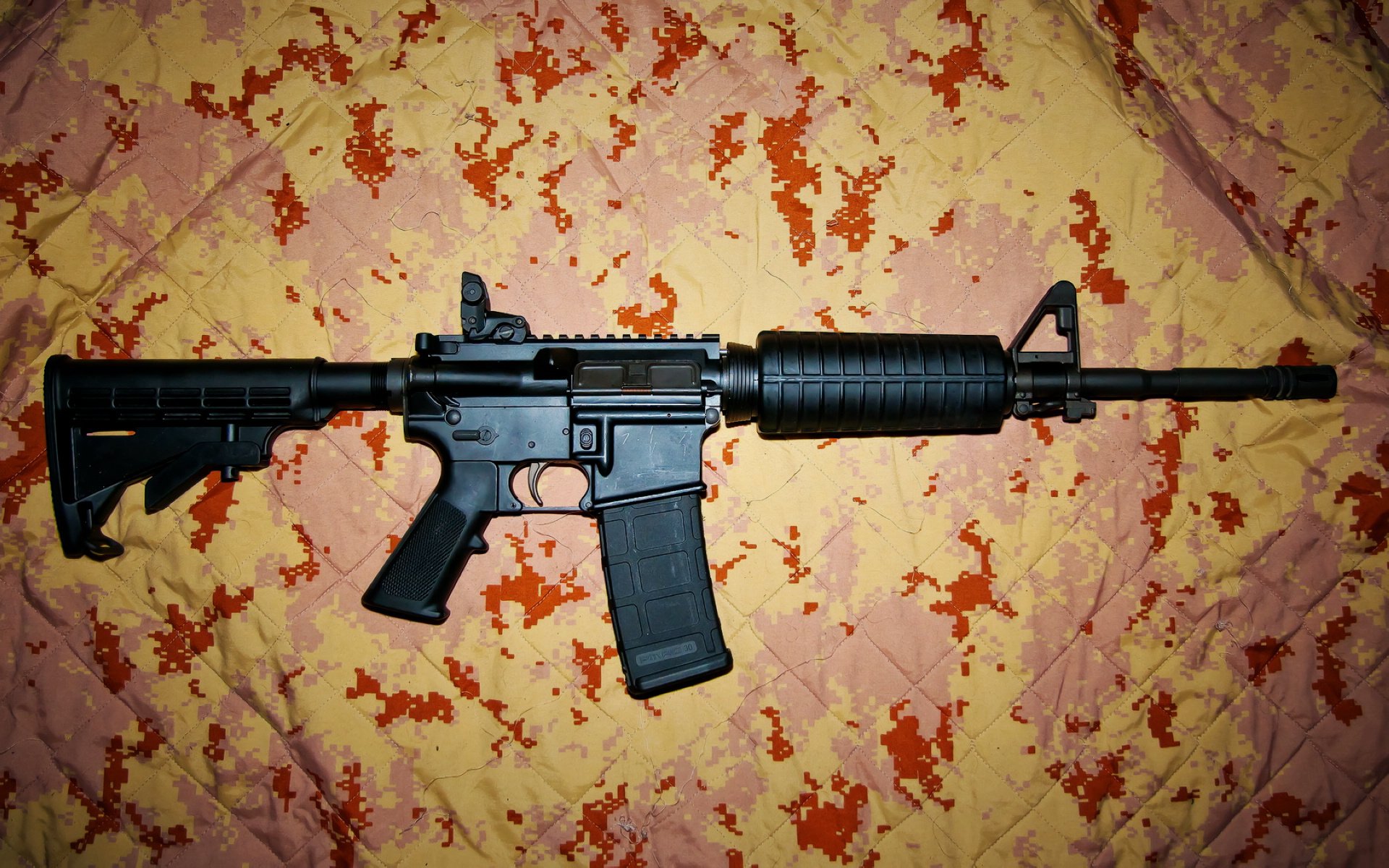 劳塔罗爆发,厄瓜多尔斩落阿尔及利亚—一场战术与激情的胜利