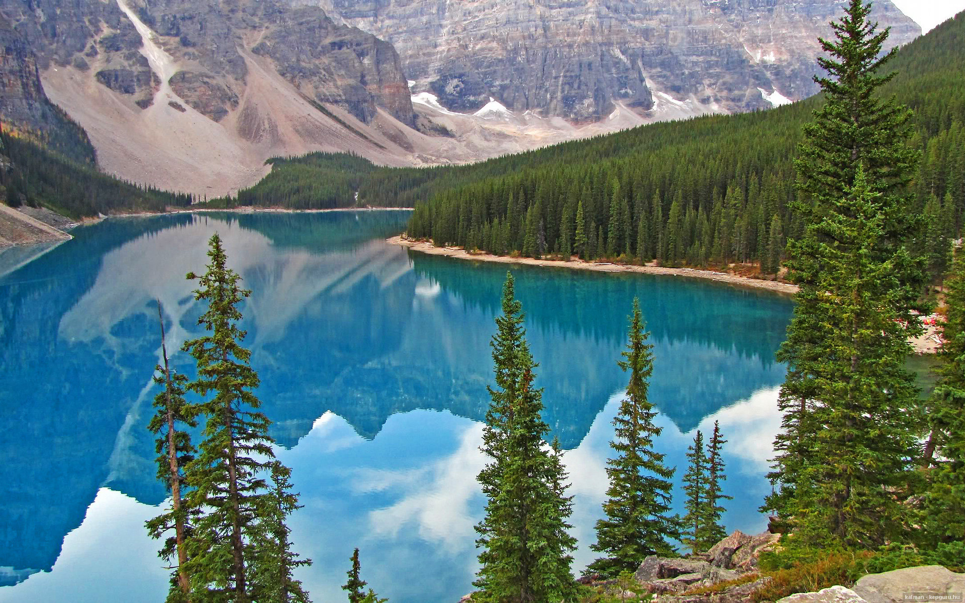 铁壁与利刃，当墨西哥锁死葡萄牙，李刚仁在亚平宁接管比赛