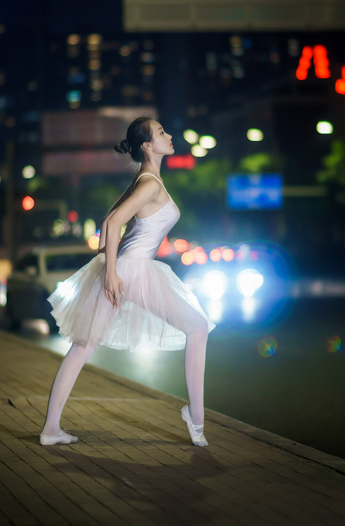 意甲焦点战之夜,莫兰特赛后评分拉满的跨体育共鸣