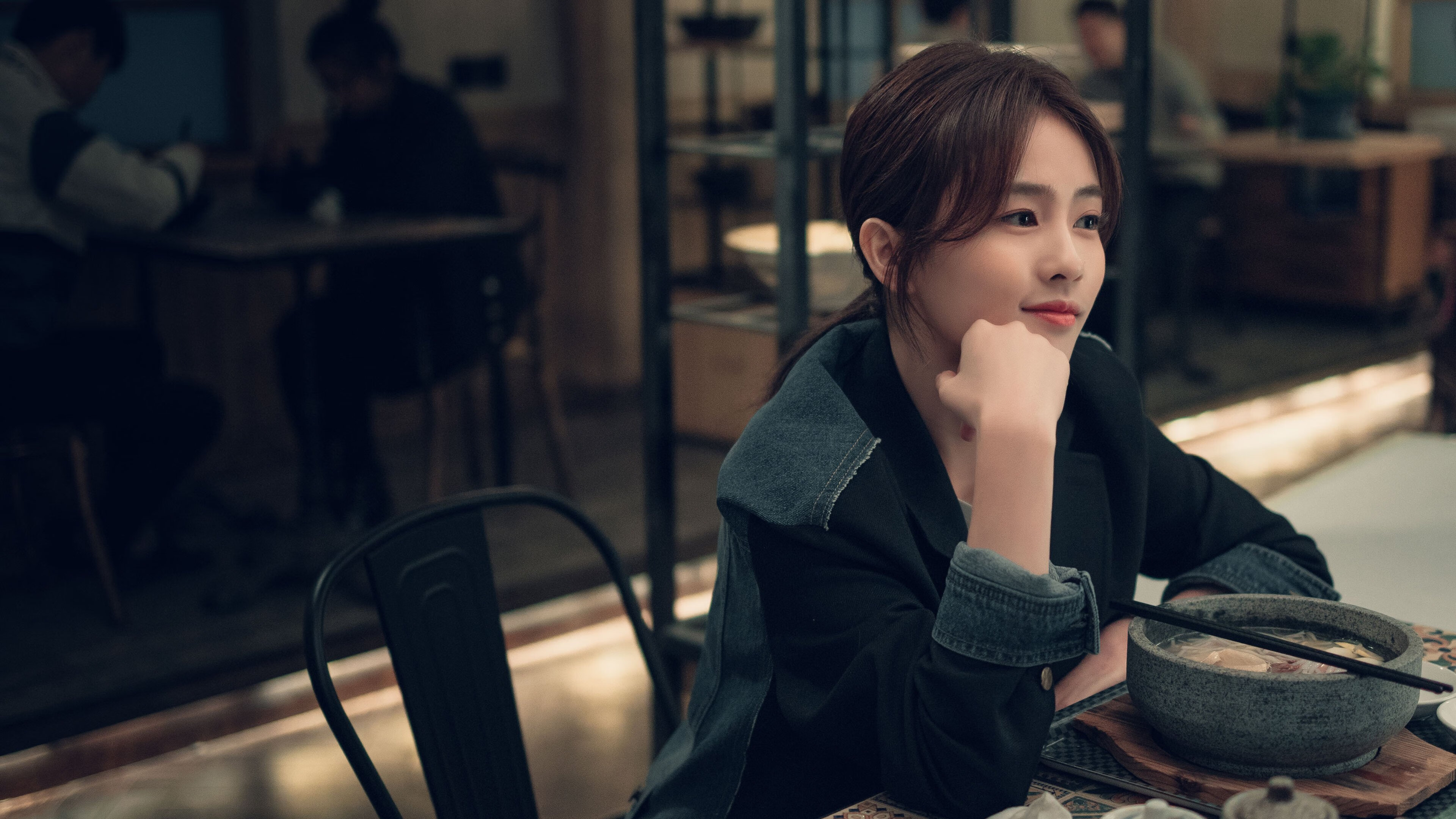 个人英雄与团队洪流，格列兹曼的光芒与威尔士的浪潮